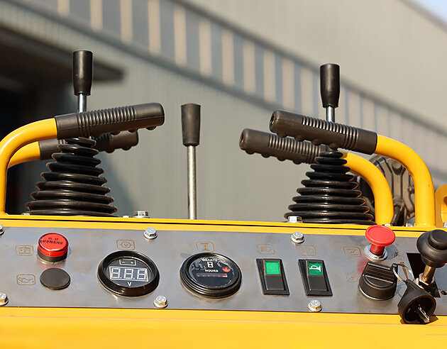 PL-380H Wheel Mini Skid Steer Loader