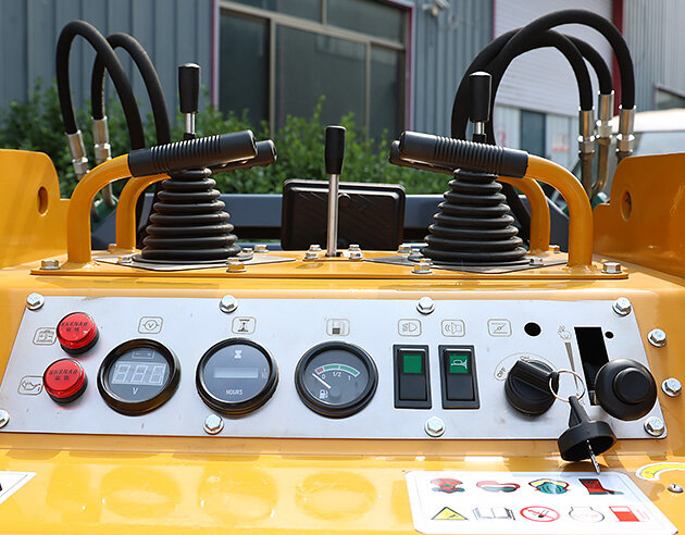 PL-430H Track Mini Skid Steer Loader